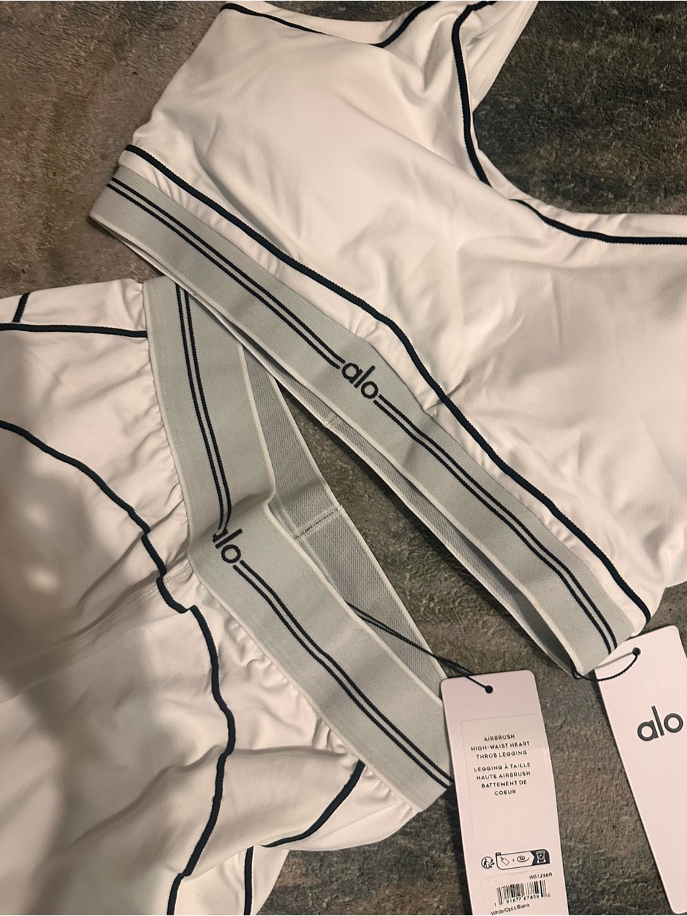 ALO Yoga White Leggings & Sports Bra Set with Black Trim